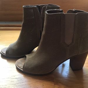 Toms booties